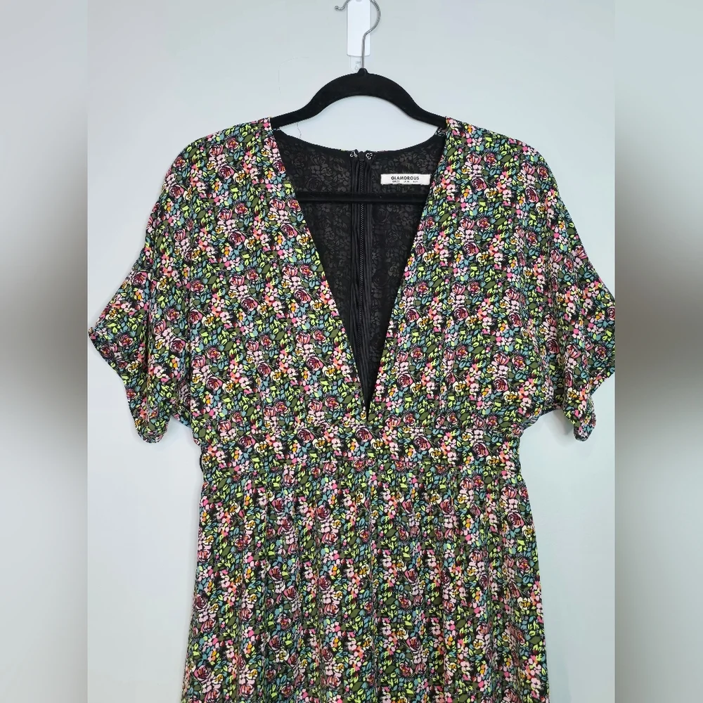 GLAMOROUS FLORAL MIDI DRESS - Picture 2 of 6